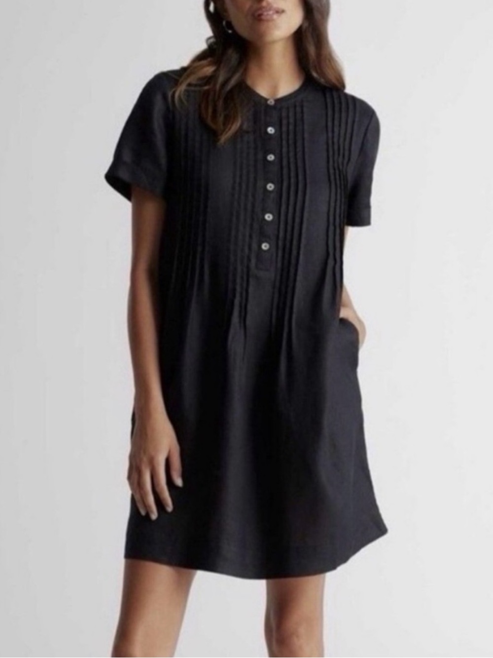 Quince Black Linen Short-Sleeve Pintuck Shift Dress